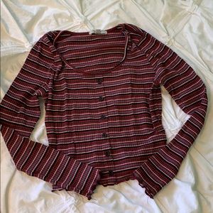 Long sleeve stretchy tee